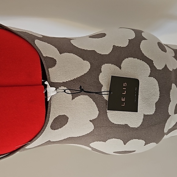 Le lis dress - Picture 3 of 3